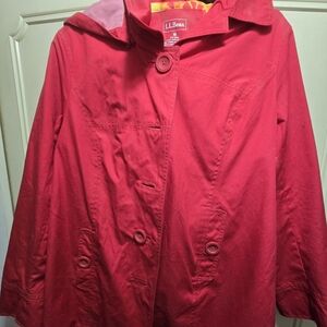 L.L. Bean Women's Vibrant Red Hooded Rain Coat